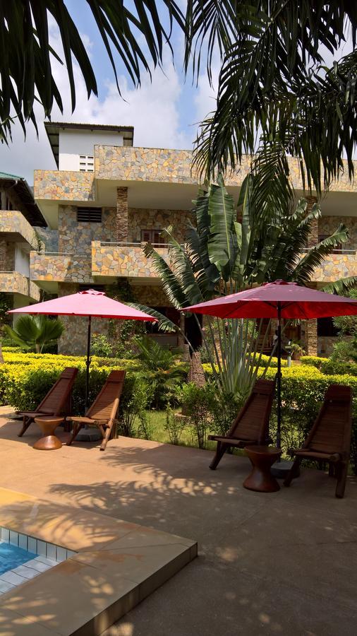 Hotel Parc Residence Missahohé エクステリア 写真